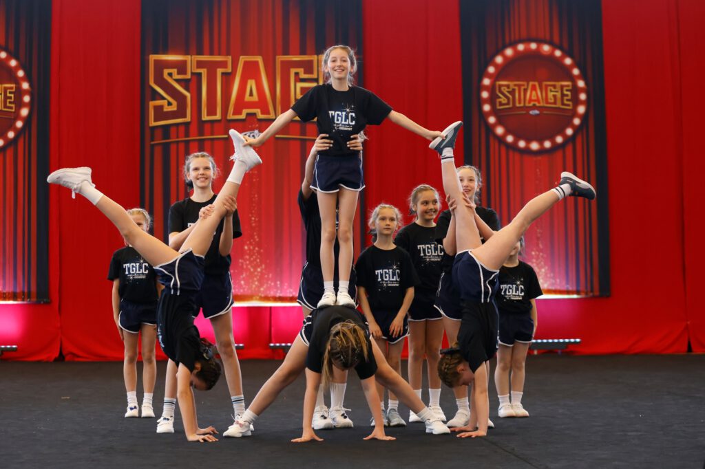 Cheerleader der TG erreichen Silber Status bei den Stage Events in Gelsenkirchen